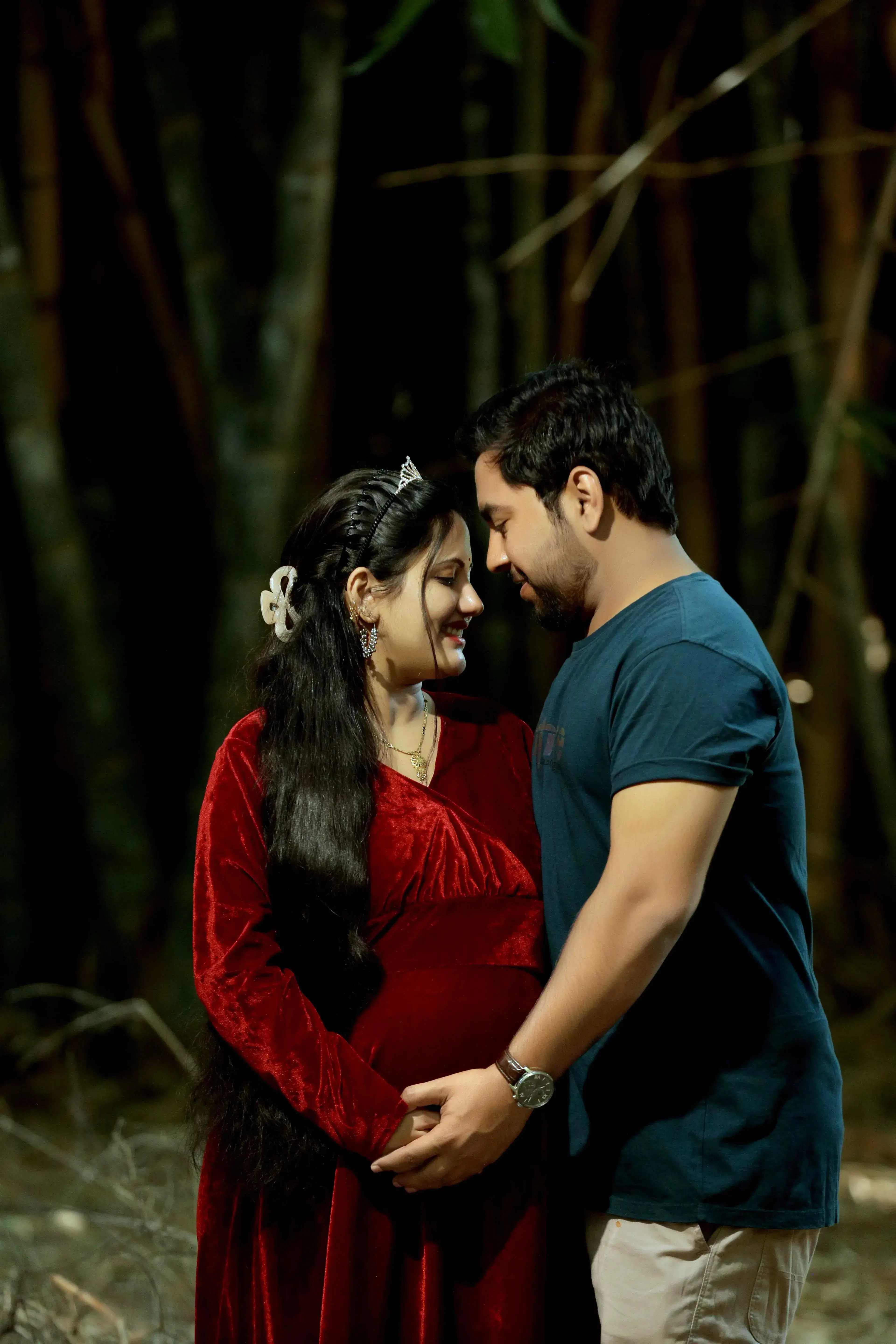 maternity shoot outdoor